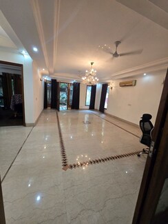 4 BHK + Servant Room Apartment For Sale in Suncity Platinum Towers
