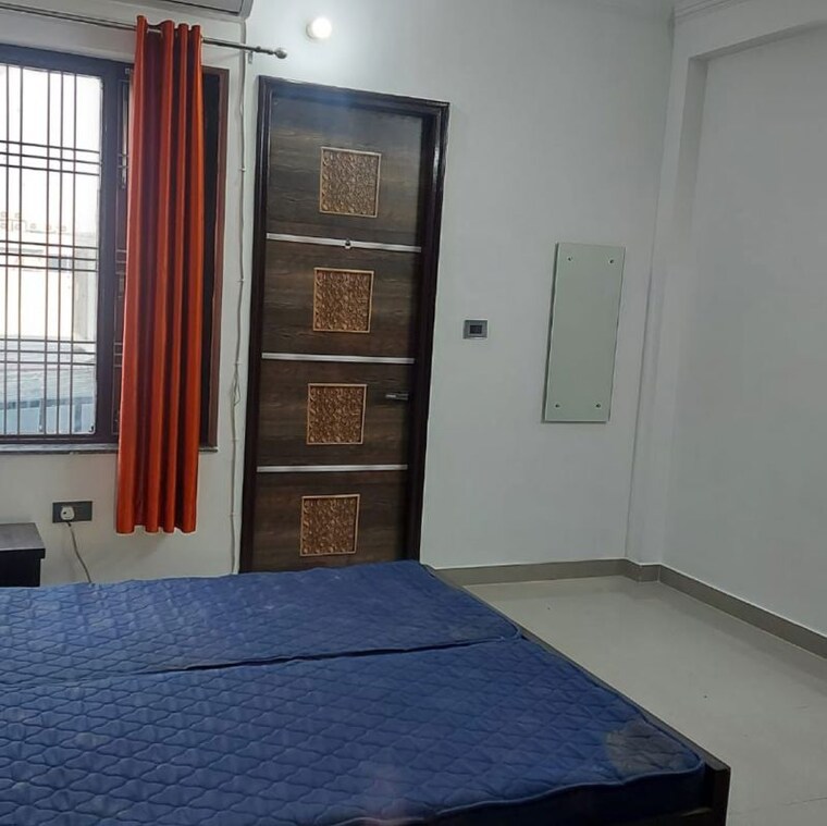 Bedroom, gomti nagar Pg For Girls In Gomti Nagar 9724530