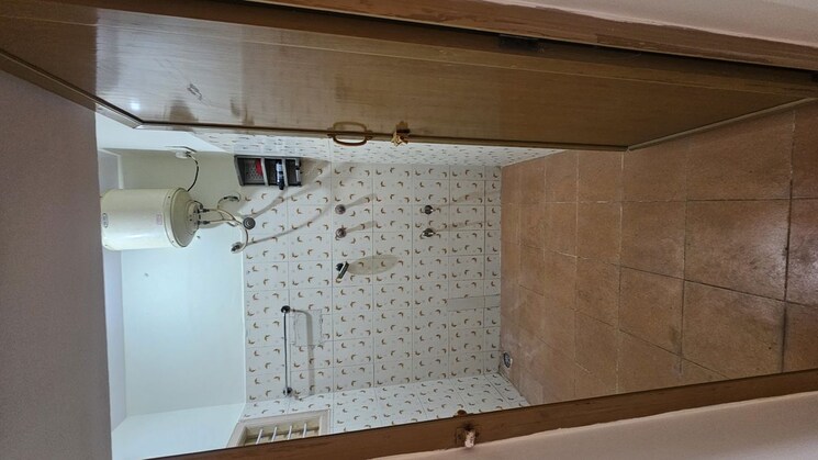 Master Bedroom, happy-homes-btm-layout 2 Bedroom 900 Sq.Ft. Builder Floor In Btm Layout Bangalore 9723016