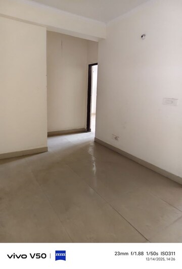 Room in 3.5 BHK Apartment at Sanchar Residency, Raj Nagar Extension – for Sale
