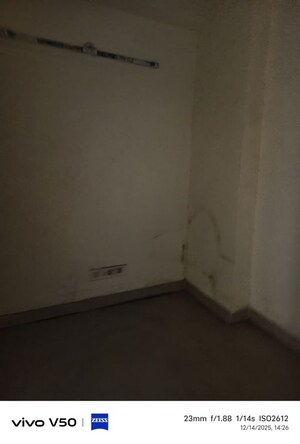 Room in 3.5 BHK Apartment at Sanchar Residency, Raj Nagar Extension – for Sale