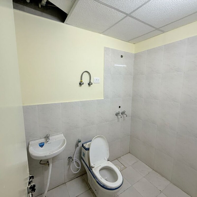 Bathroom, pyramid-altia 3 Bedroom 742 Sq.Ft. Apartment In Sector 70a Gurgaon 9724595