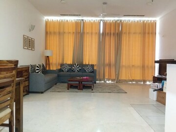 Living Room in 3 BHK Apartment at DLF Hamilton Court, Sector 27 – for Sale