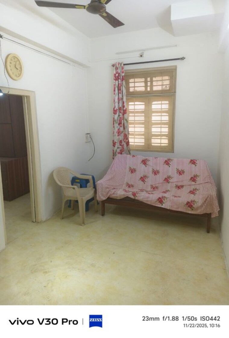 Living Room, santacruz east 1 Bedroom 500 Sq.Ft. Apartment In Santacruz East Mumbai 9724629