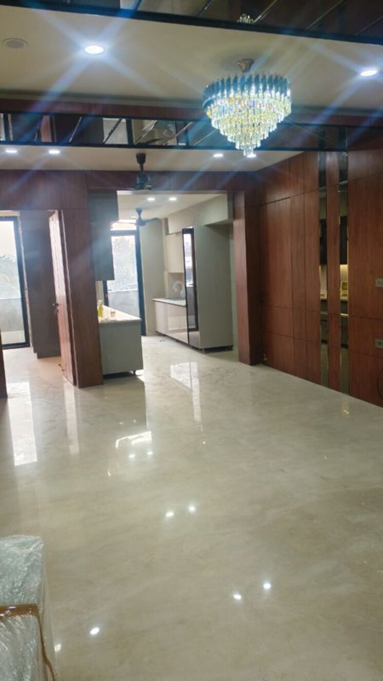 Room, palam vihar 3 Bedroom 2200 Sq.Ft. Builder Floor In Palam Vihar Gurgaon 9724635