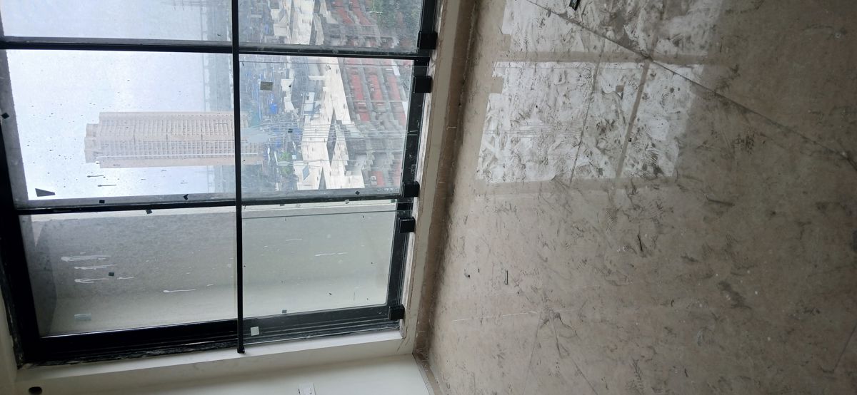 4 BHK + Study Room,Extra Room Apartment For Sale in Dosti Eastern Bay