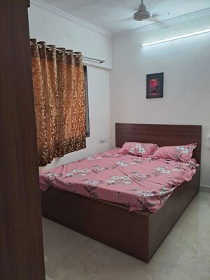 Bedroom in 1 BHK Apartment at Sethia Aashray Phase 1, Kandivali East – for Rent