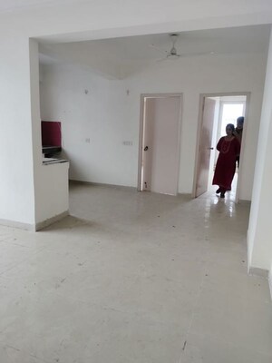 Room in 3 BHK Apartment at Value Meadows Vista, Raj Nagar Extension – for Sale