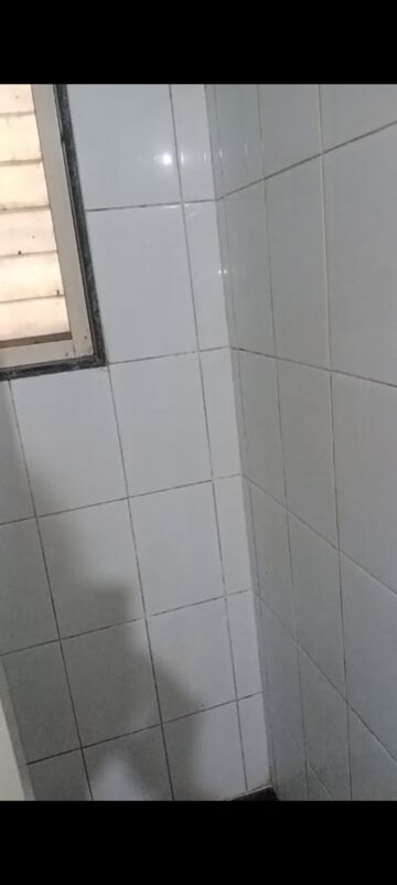 Master Bedroom in 3 BHK Apartment at Chembur – for Rent