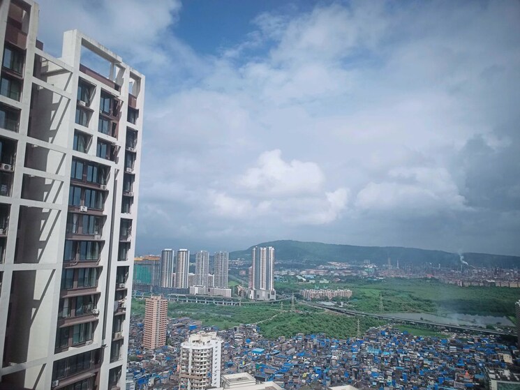 Exterior View, dosti-eastern-bay 2 Bedroom 700 Sq.Ft. Apartment In Wadala Mumbai 9724699