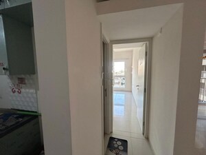 Room in 1 BHK Apartment at Godrej Green Vistas, Mahalunge – for Rent