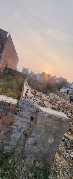 Plot For Sale in Dlf Ankur Vihar