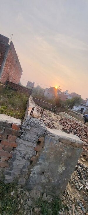  Plot For Sale in Dlf Ankur Vihar