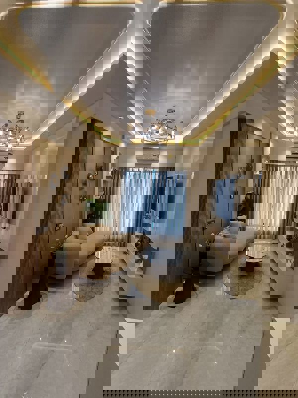 2 BHK Apartment For Rent in Bandra East 