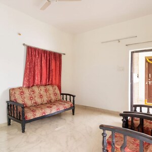 Bedroom in 2 BHK Builder Floor at Manikonda – for Rent