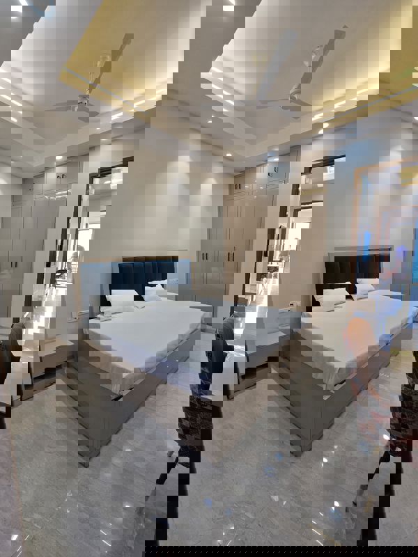 3 BHK 260 Sq.Yd. Builder Floor in Gupta Awas