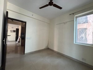 Room in 2 BHK Apartment at Aditya Urban Casa, Sector 78 – for Rent