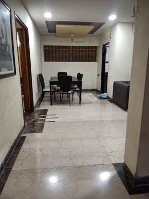 2 BHK Apartment For Rent in Rustomjee Erika, Bandra East