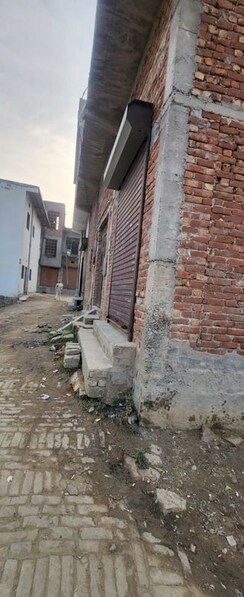 Plot For Sale in Dlf Ankur Vihar