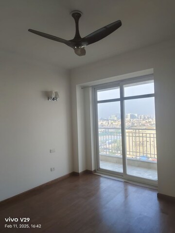 4 BHK Apartment For Rent in Tata Primanti-Tower Residences, Sector 72