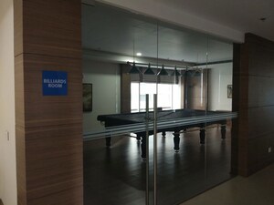 Room in 4 BHK Apartment at Emaar Palm Terraces Select, Sector 66 – for Rent