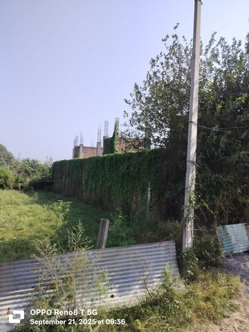  Plot – Exterior View View at Sector 27 Yamuna Expressway - for Sale