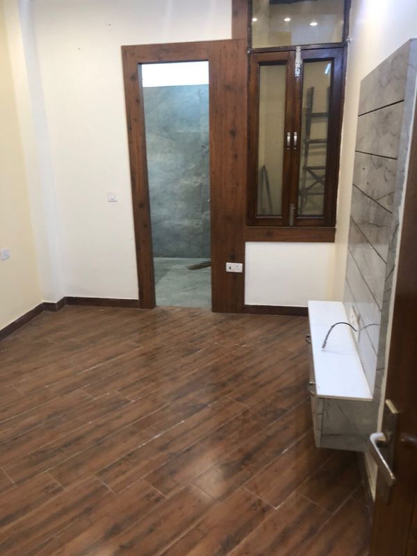 3 BHK Builder Floor For Rent in Shakti Khand III