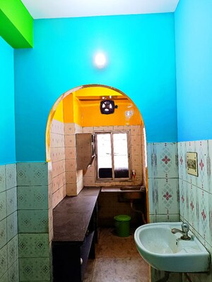 Kitchen in 2.5 BHK Apartment at Kestopur – for Rent