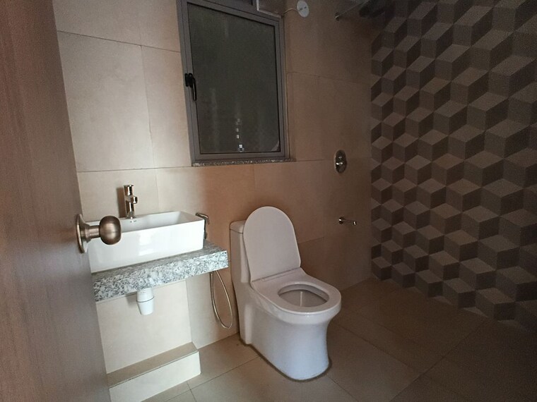 Bathroom, kalpataru-immensa-d 2 Bedroom 632 Sq.Ft. Apartment In Kolshet Road Thane 9724999