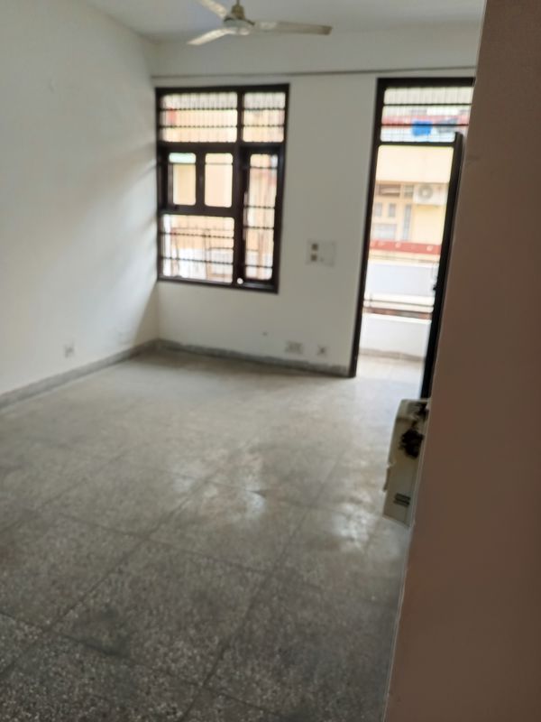 2 BHK + Pooja Room Apartment For Sale in Rohini Sector 13