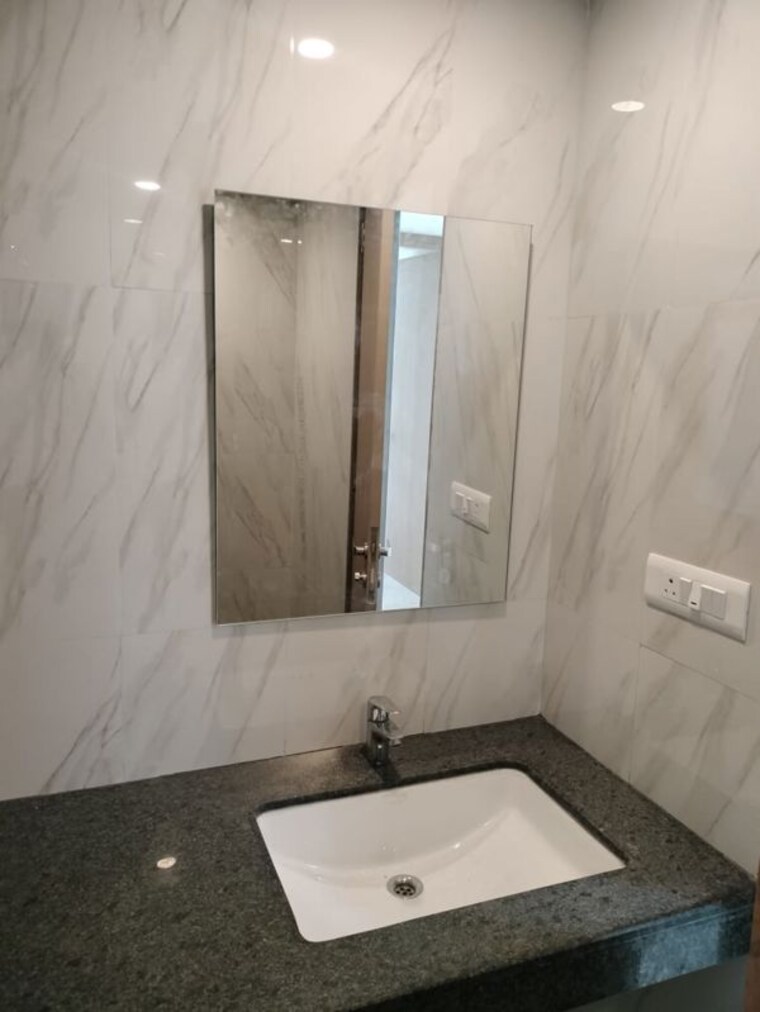Bathroom, mahindra-vicino 1 Bedroom 518 Sq.Ft. Apartment In Andheri East Mumbai 9725014