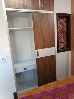 Furnished Amenities in 2 BHK Builder Floor at Rohini Sector 7 – for Rent