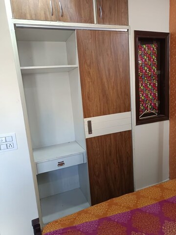 Furnished Amenities in 2 BHK Builder Floor at Rohini Sector 7 – for Rent