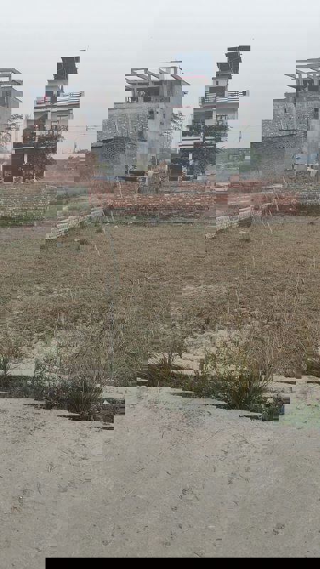 Plot For Sale in Neetu Property 