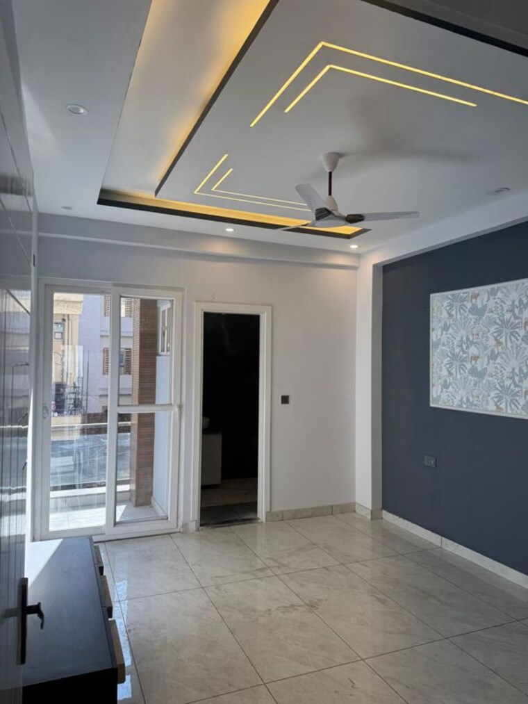 Room, sahastradhara road 3 Bedroom 1700 Sq.Ft. Builder Floor In Sahastradhara Road Dehradun 9725046