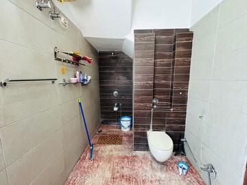 Bathroom in 4 BHK Independent House at Sector 28 – for Sale