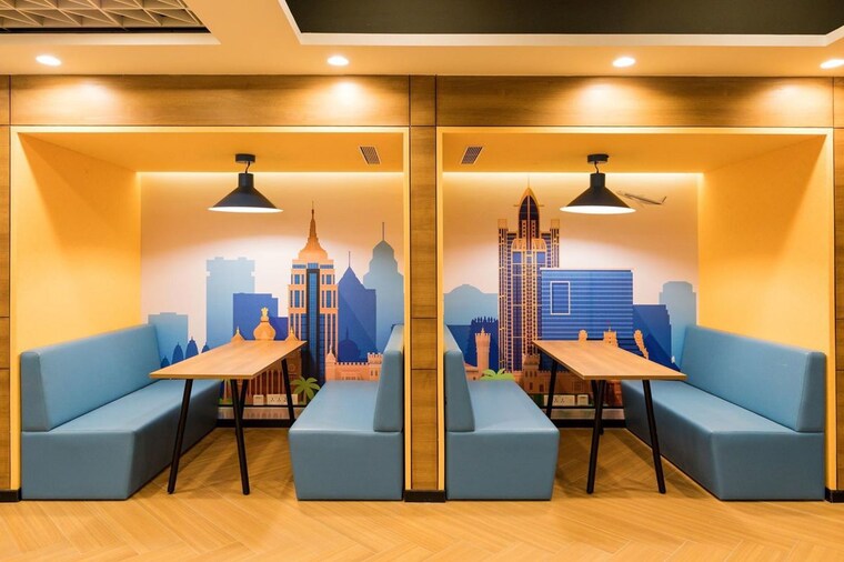 Team Area, vijay nagar Commercial Office Space 15000 Sq.Ft. In Vijay Nagar Indore 9725033