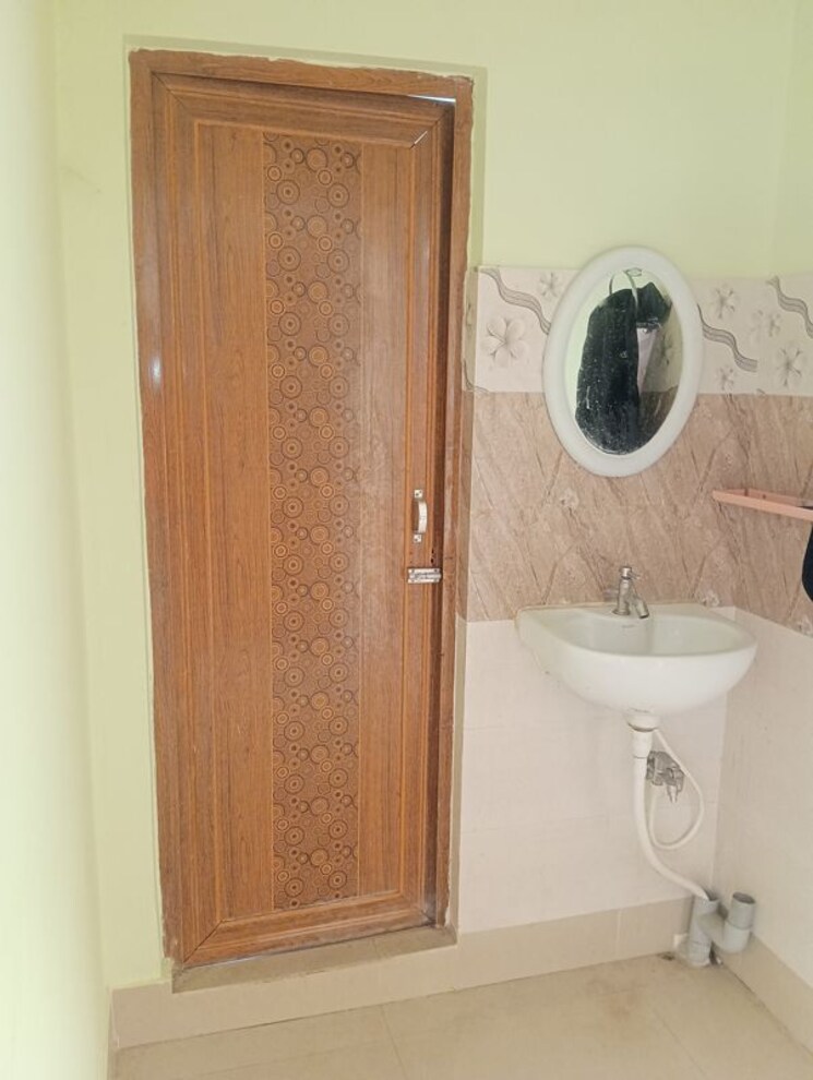 Bathroom, jaya nagar 1 Bedroom 500 Sq.Ft. Villa In Jaya Nagar Guwahati 9725057