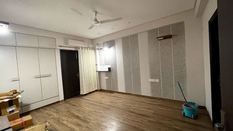 Room, ansal-api-esencia 4 Bedroom 2700 Sq.Ft. Builder Floor In Sector 67 Gurgaon 9725058