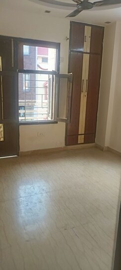 2 BHK + Pooja Room Apartment For Sale in Rohini Sector 13