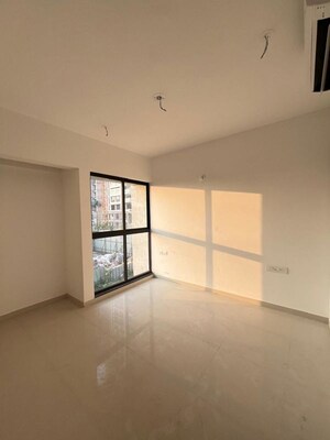 Room in 2 BHK Apartment at Lodha Palava Downtown, Dombivli East – for Rent