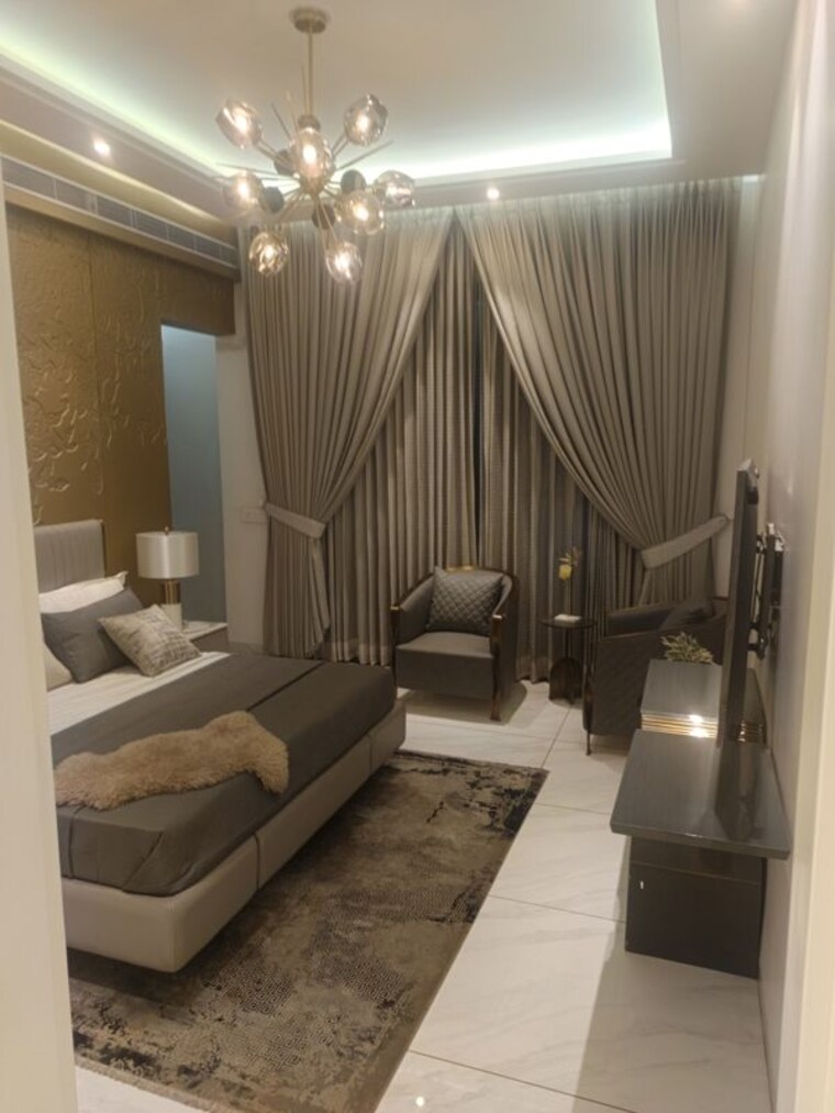 Master Bedroom, rohini sector 32 4 Bedroom 3500 Sq.Ft. Apartment In Rohini Sector 32 Delhi 9725085