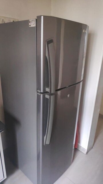 Building Lobby in 1 BHK Apartment at Gala Pride Park, Manpada – for Rent