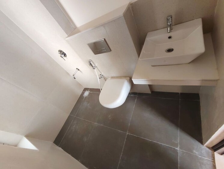 Bathroom, rustomjee-urbania-azziano 2 Bedroom 730 Sq.Ft. Apartment In Thane West Thane 9725088