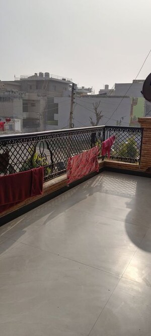 Balcony in 1.5 BHK Independent House at Patiala Road – for Rent