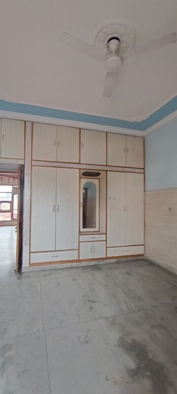 Room in 1.5 BHK Independent House at Patiala Road – for Rent