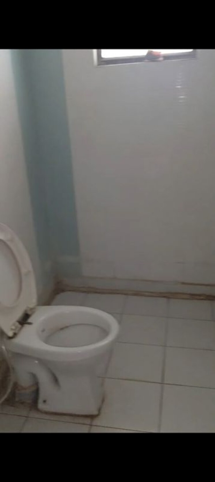 Bathroom, sg-impression-plus 2 Bedroom 960 Sq.Ft. Apartment In Raj Nagar Extension Ghaziabad 9725106