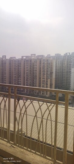 2.5 BHK + Study Room Apartment For Rent in Mahagun Mywoods
