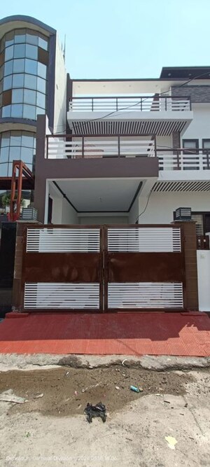 4 BHK Independent House For Sale in Sahastradhara Road