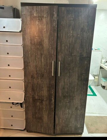 Furnished Amenities in 1 BHK Apartment at Neha Apartment Vile Parle, Vile Parle East – for Rent